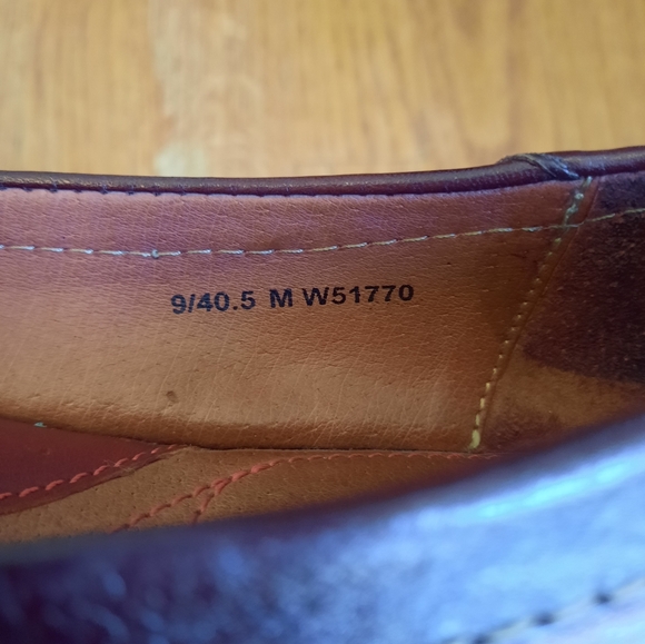 BORN Women's Mindy Brown/Burgundy Leather Slip On Flat Loafers w/Buckle Size 9 - Picture 9 of 9